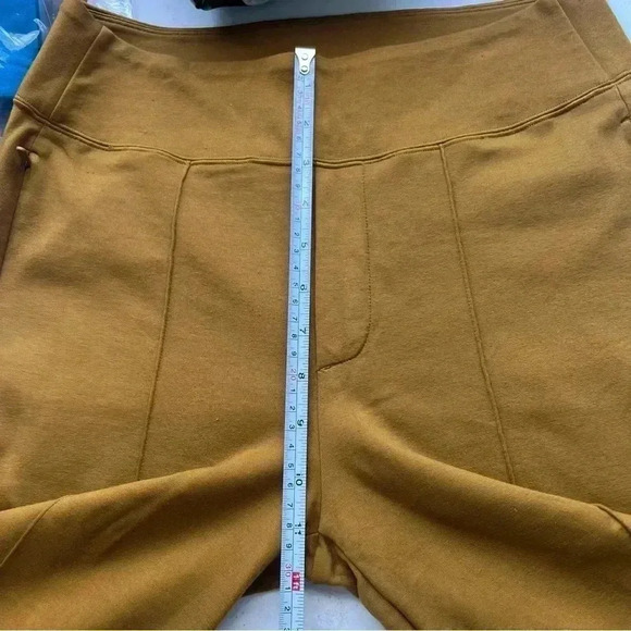 Athleta Eastbound Straight Pant Brass Yellow Sz‎ 6 - Picture 13 of 14